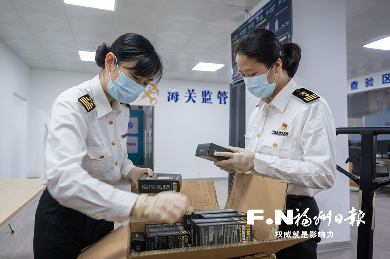 海关智慧监管助力对台跨境电商发展 包裹抽检从30分钟到5分钟